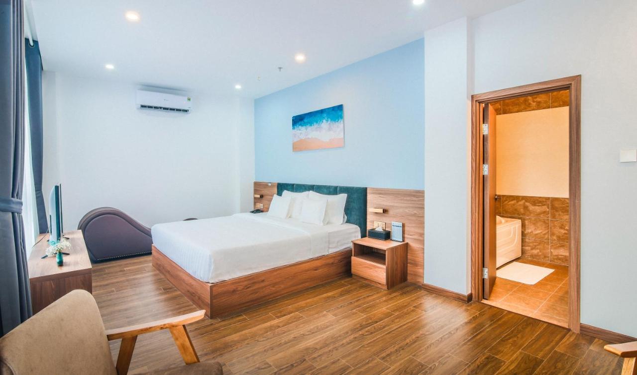 Grand Lee 3* TP. Hồ Chí Minh